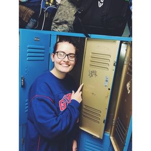 Meet your Posher, Kayla